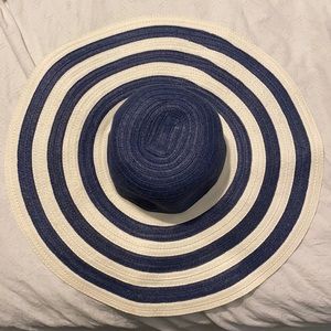Vera Bradley Sun hat